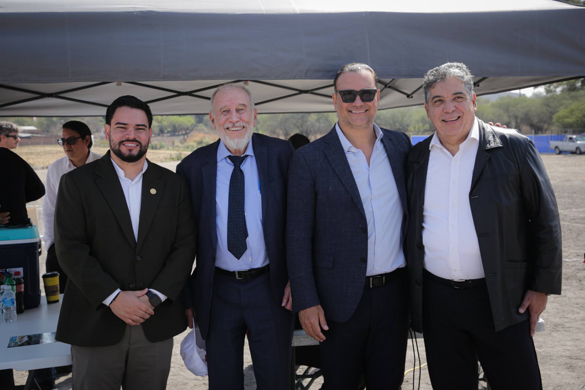 Colocan primera piedra de estancia infantil en Ixtlahuacán de los Membrillos. 